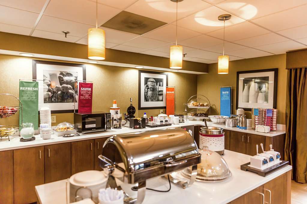 Hampton Inn Oak Ridge Knoxville Restoran fotoğraf